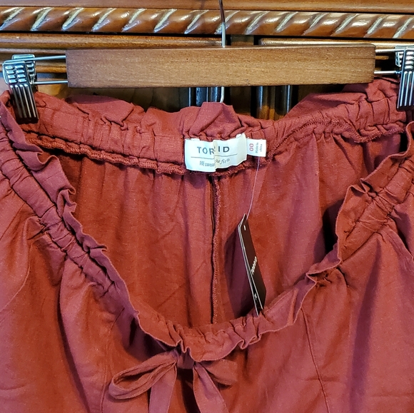 NWT TORRID rust red linen blend shorts 00, 10 - Picture 6 of 6